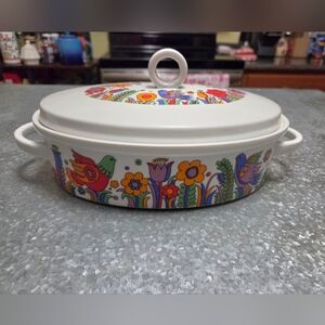 1960s Royal Crown Paradise Pattern Casserole Dish with Lid